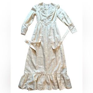 Vintage 1970s Junior Girls Prairie Dress  Cream Algo Petite